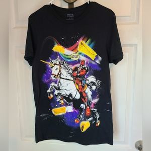 (158) Marvel's Deadpool Graphic T-Shirt,  Size: Small Color: Black